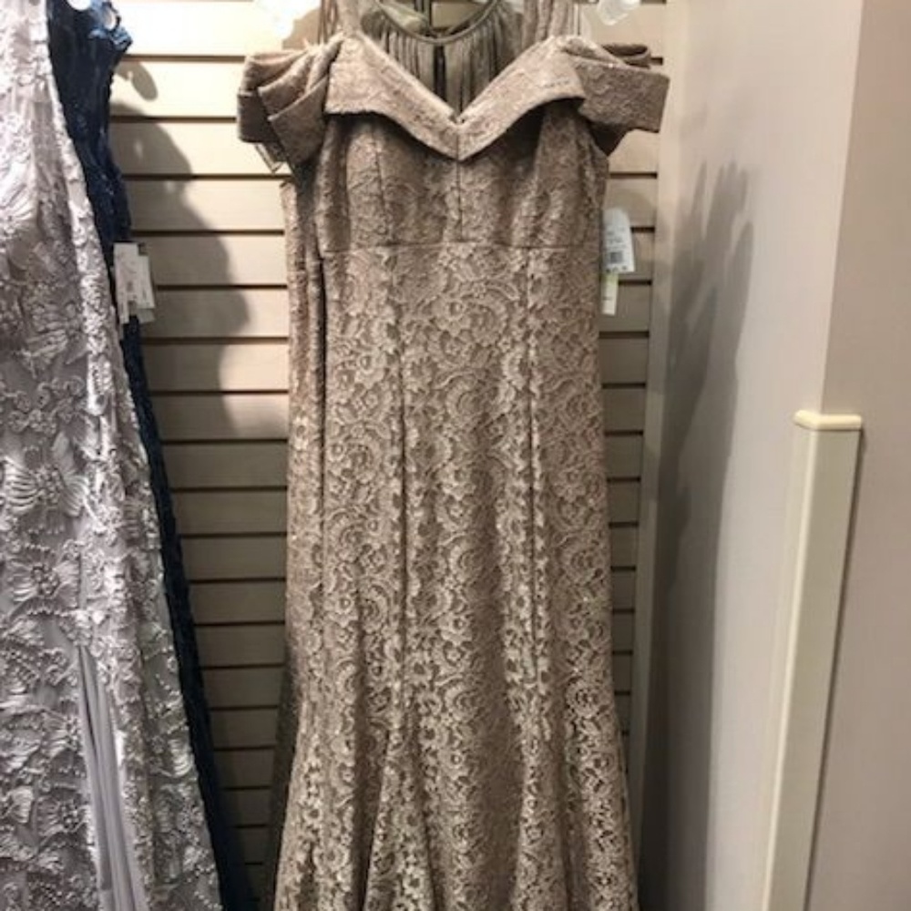 bridesmaid dress/evening gown/prom dress